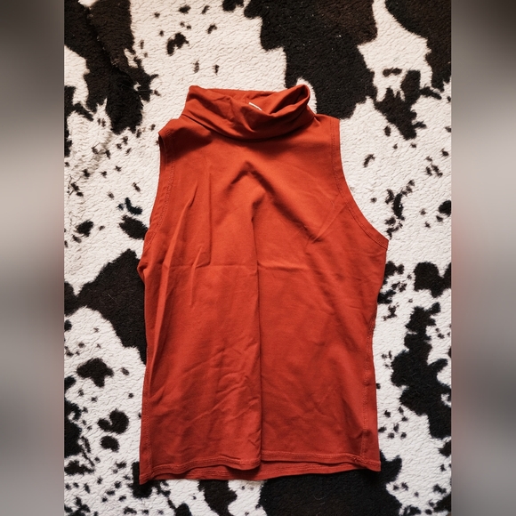 Newport News Tops - "NEWPORT NEWS" WOMEN'S 90'S SLEEVLESS TURTLENECK TANK -ORANGE RUST